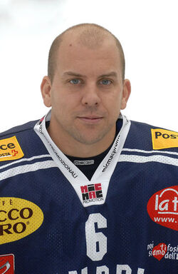 Hockey Nick Naumenko