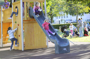 Losone inaugurazione parco giochi Rivercegno