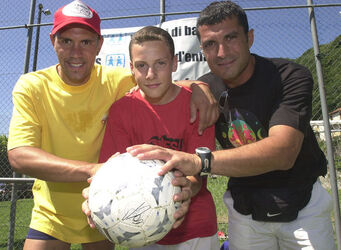 Mendrisio premiazione torneo di calcio benefico