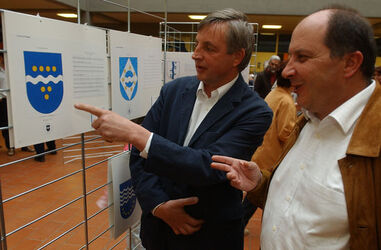 Maggia concorso stemma e sigillo comunale