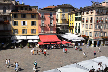Lugano Piazza Riforma