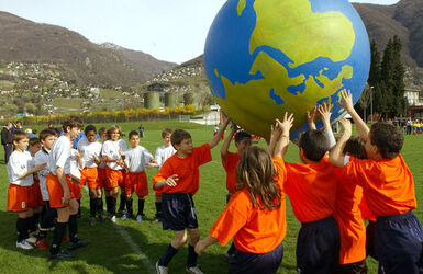 Tenero giornata SOS Villaggi bambini
