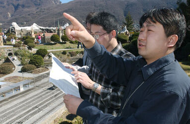 Melide cinesi in visita alla Swissminiatur