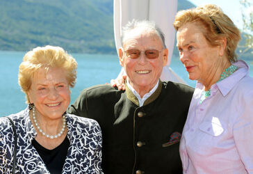 Ascona consegna premio GaultMillau Hotel dell Anno 2010 all Eden Roc