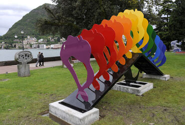 Lugano scultura di Yves Klein