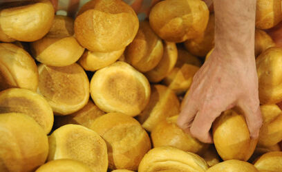 Chiasso distribuzione pane benedetto di San Sebastiano