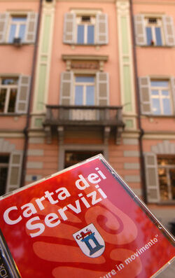 Chiasso presentazione Carta dei Servizi Comunali