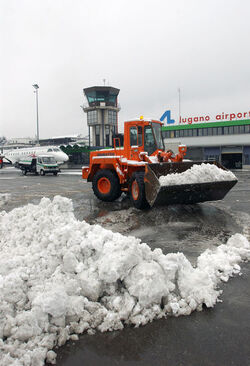 Agno chiusura aeroporto a causa della neve