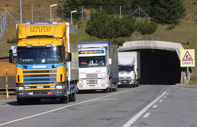 San Bernardino traffico pesante San Bernardino traffico pesante
