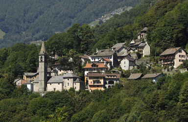 Russo veduta nucleo paese