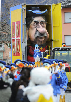 Roveredo GR corteo mascherato carnevale Lingera