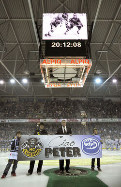 Hockey derby commemorazione Peter Jaks