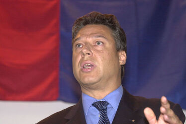Mendrisio sottufficiali svizzeri assemblea nazionale
