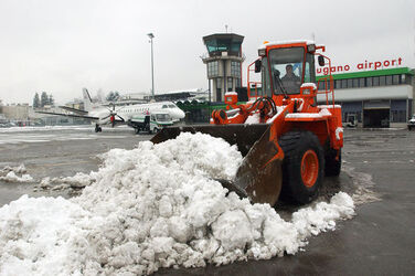Agno chiusura aeroporto a causa della neve