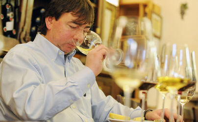 02.2011 Lugano degustazione di formaggio al Bottegone del Vino