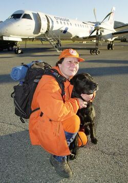 Agno ritorno cane Redog da catastofe terremoto India