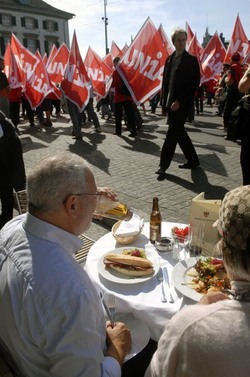 Zurigo manifestazione UNIA OCST
