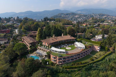 Luganese protesta licenziamenti Villa Sassa e Principe Leopoldo