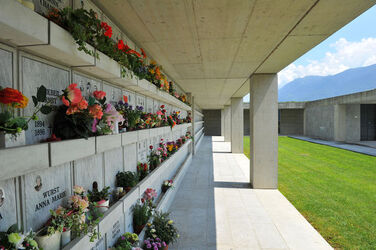 Brissago cimitero dove verrà posta Nella Martinetti Brissago cimitero dove verrà posta Nella Martinetti