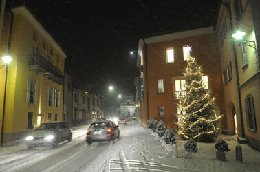 Bissone paese e Casa Comunale