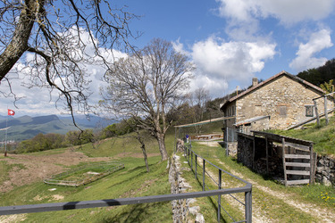 Monte Generoso rifugio Alpe Caviano