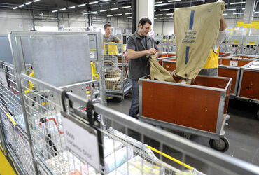 Cadenazzo nuovo centro smistamento lettere della Posta