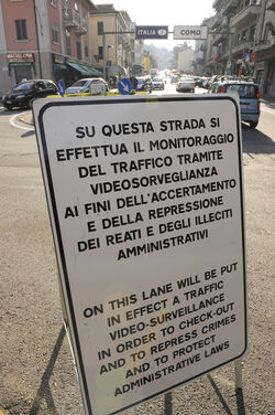 Ponte Chiasso I segnaletica dispositivo fiscovelox