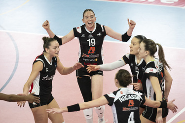 Pallavolo Volley Lugano Sm aesh Pfeffingen