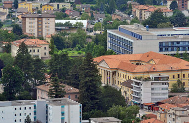 Mendrisio veduta panoramica esterni stabile ex maternit&agrave;