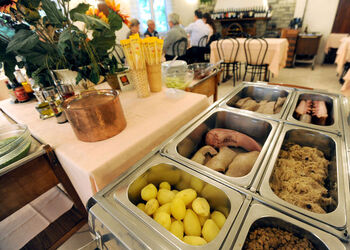 Gnosca Locanda Lessy specialit&agrave; del bollito misto