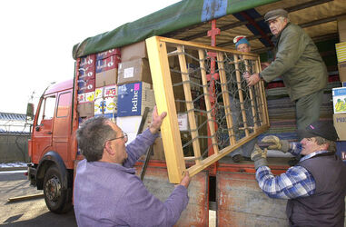 Stabio ditta Di Meo aiuti al Kosovo