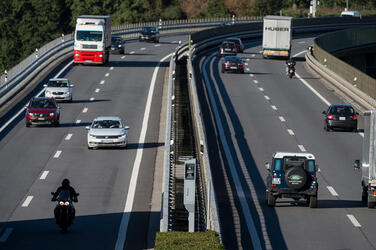 Balerna radar fisso autostrada A2 il più redditizio della Svizzera Balerna radar fisso autostrada A2 il più redditizio della Svizzera