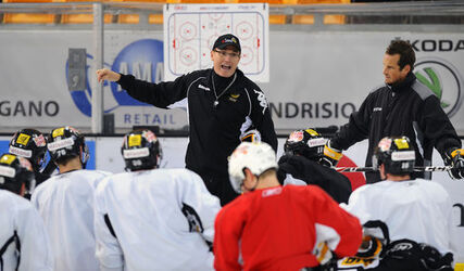 Hockey Larry Huras nuovo allenatore HCL