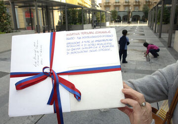 Chiasso petizione opposizione piazza Indipendenza