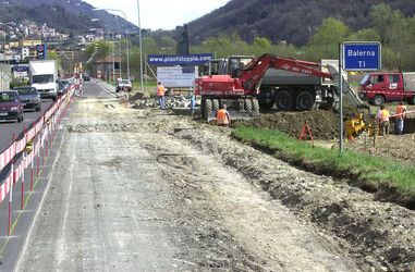 Balerna lavori in corso in zona passeggiata