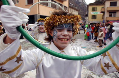 Biasca carnevale corteo mascherato