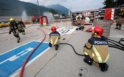 Cadenazzo esercizio combinato pompieri di Bellinzona forze d&igrave;ntervento FFS