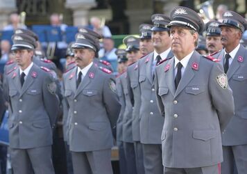 Lugano inaugurazione bandiera corpo polizia Lugano inaugurazione bandiera corpo polizia