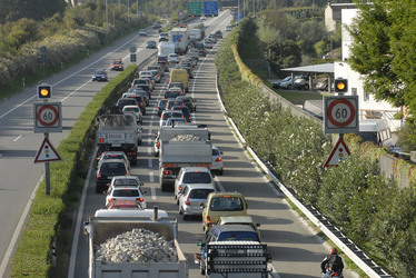 Tenero traffico congestionato
