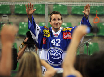 Hockey Noah Clarke