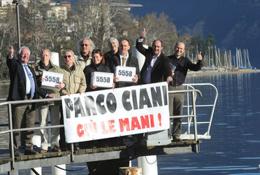 Lugano firme referendum Parco Ciani gi&ugrave; le mani