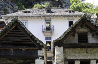 Comologno Palazzo Gamboni