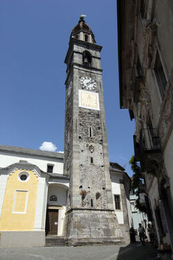 Ascona esterni campanile chiesa parrocchiale