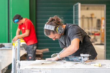 Gordola TicinoSkills formazione apprendisti giovani e lavoro porte aperte al Centro di formazione SSIC