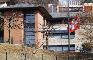 Rovio spari a casa di Roger Etter