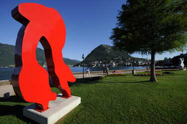 Lugano opere d arte sul lungolago