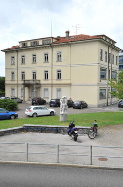 Mendrisio esterni stabile ex maternit&agrave;