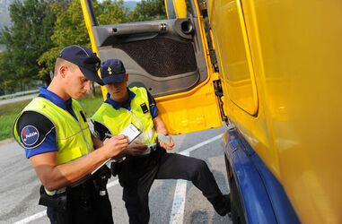 San Vittore controlli traffico pesante