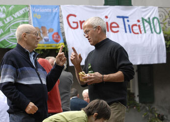 Contone festeggiamenti NO Variante 95