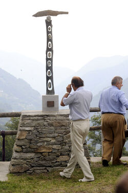 Comologno inaugurazione stele acque fiume Isorno